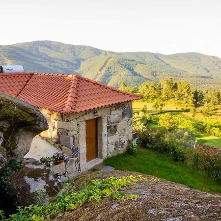 Vakantiehuis Charming House With Garden And Stunning Views In *