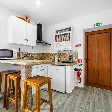 Vakantiehuis Charming House With Garden And Stunning Views In *